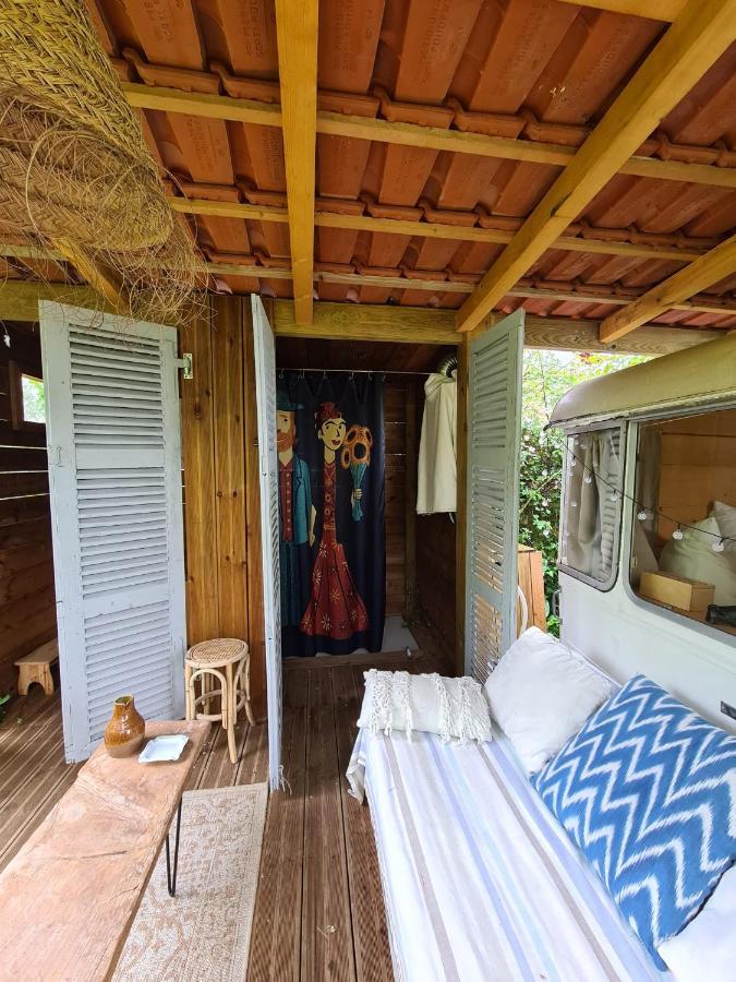 Gite Azkendantza 2A6 Pers Avec Caravane Insolite Ascain Exterior photo